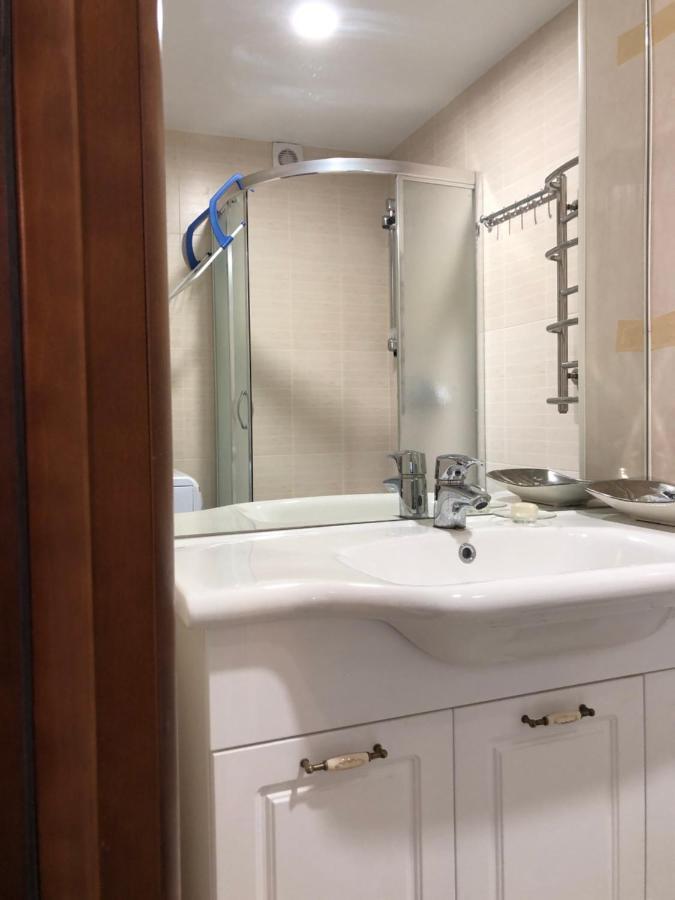 Charming Studio In Pechersk Киев Екстериор снимка